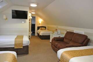 Гостевой дом Egans House Дублин Семейный номер (для 6 взрослых)-2