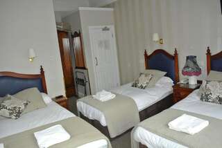 Гостевой дом Egans House Дублин Семейный номер (для 4 человек)-2